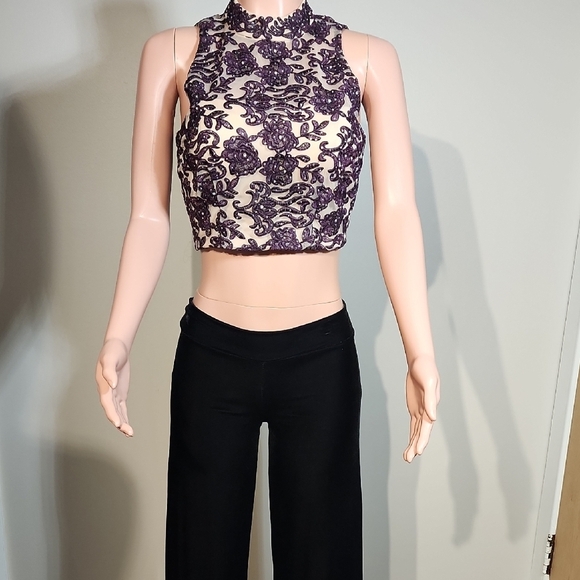 Purple Embellished Crop Tank Top - Picture 2 of 9